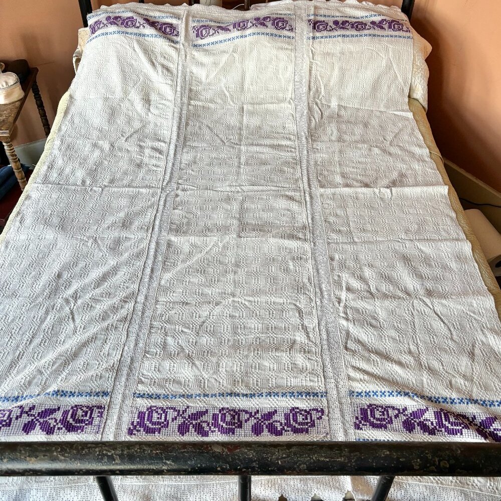 Hand Made Woven Transylvanian Romanian Bed Covering Coverlet Bedspread 50 x 82"